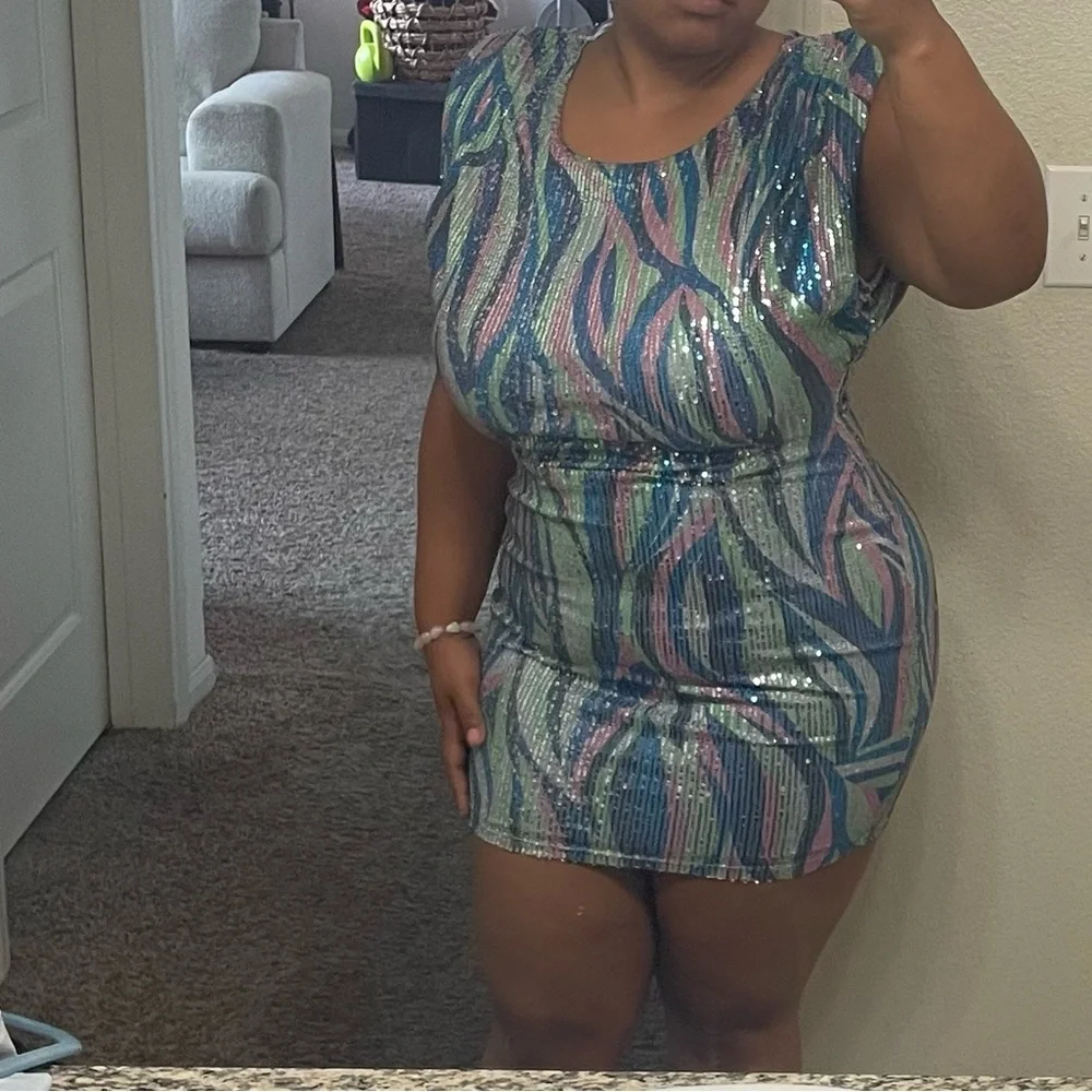 Fashion Nova Pastel Sequin Dress - Picture 4 of 4